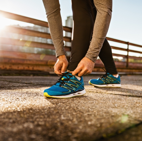 Ignoring pain due to running could slow down healing or make a minor injury worse. So, when should you keep going and when should you stop?